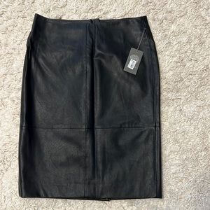 Vince Camuto NWT faux leather pencil skirt